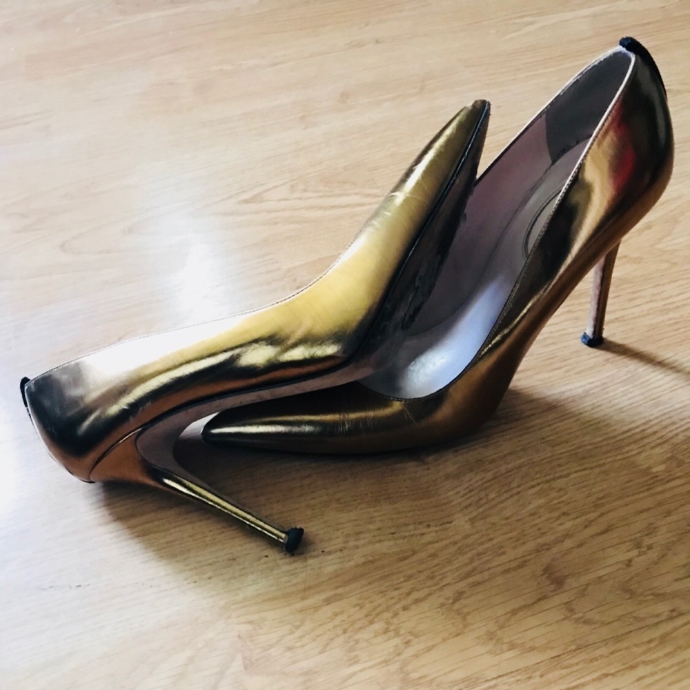 SJO by Sarah Jessica Parker - Gold Heels